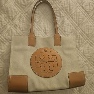TORY BURCH TOTE NWT